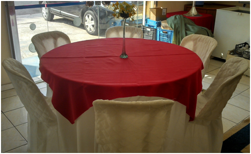 Toalhas de Mesa e Capas de Cadeira para Locação | Demifest Locação