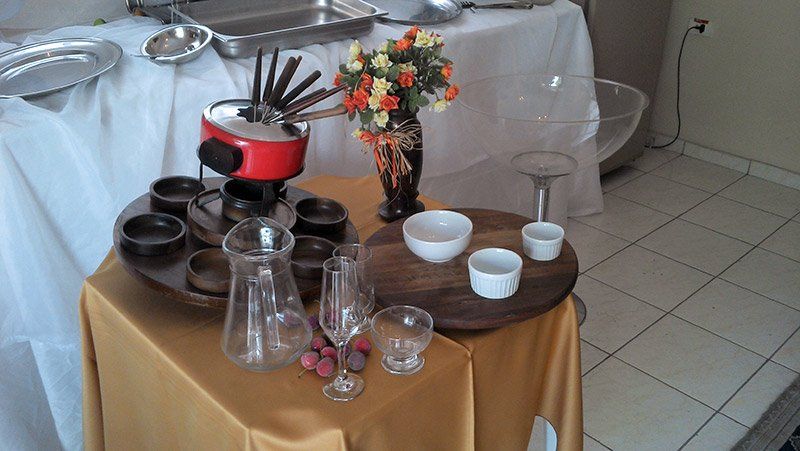 Copos, Pratos e Talheres para Locação | Demifest Locação