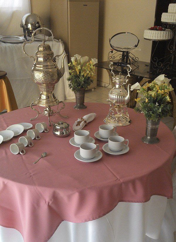 Copos, Pratos e Talheres para Locação | Demifest Locação