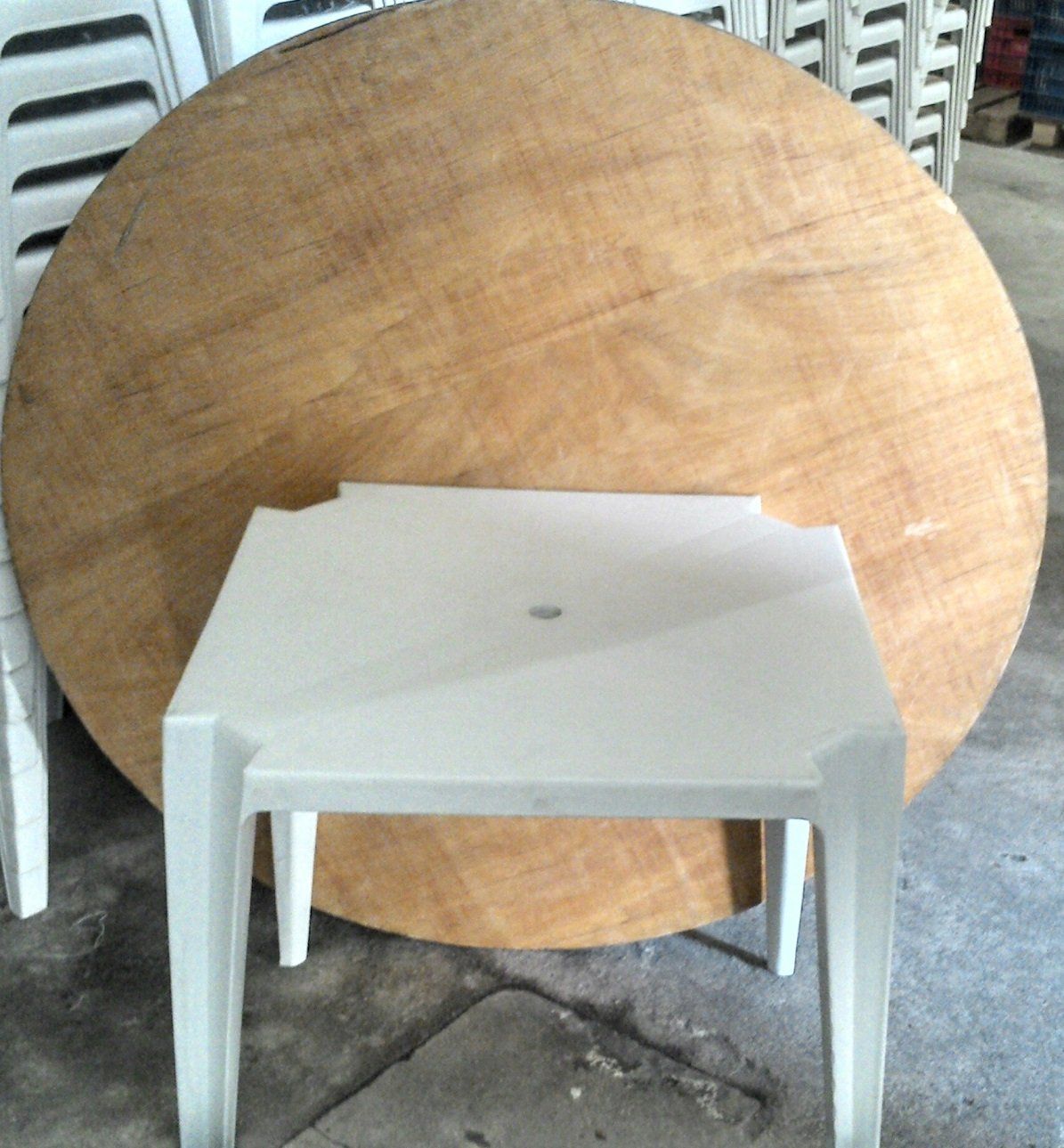 Mesas e Cadeiras para Locação | Demifest Locação