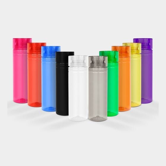 Una hilera de once botellas de agua translúcidas de diversos colores vivos, dispuestas en semicírculo sobre un fondo blanco.