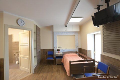 camera singola in casa per anziani e disabili