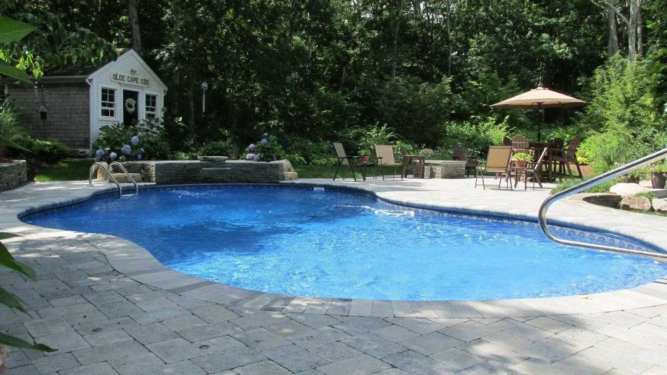 landscaping in Coastal Classic 44