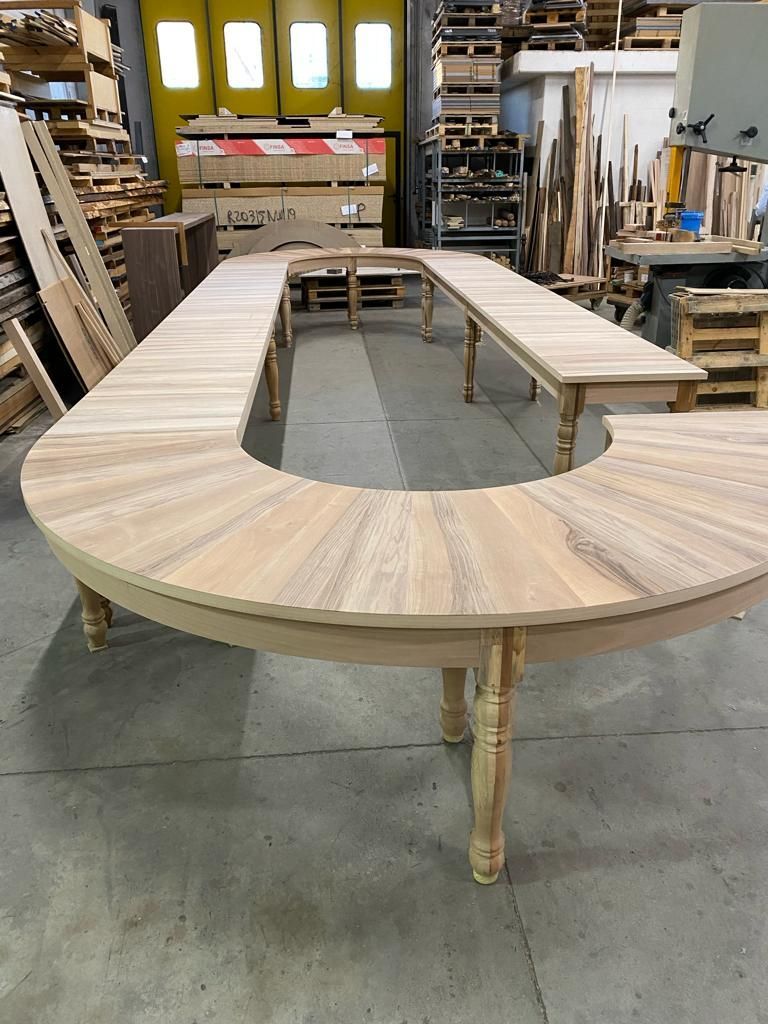 capelli biondi con piega mossa