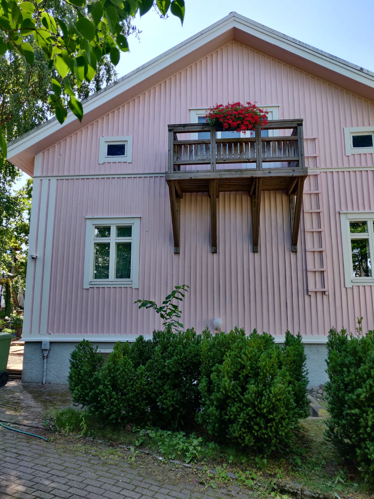 Talojen maalaus Varsinais-Suomi