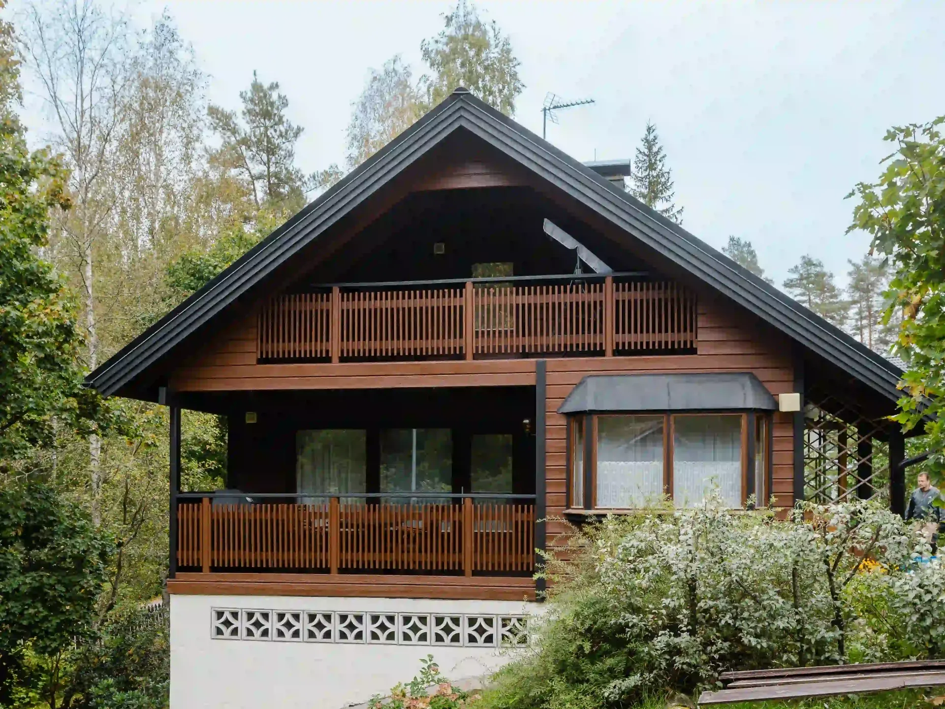 Ulkomaalaus Uudellamaalla toteutettuna paikallisen yrityksen toimesta