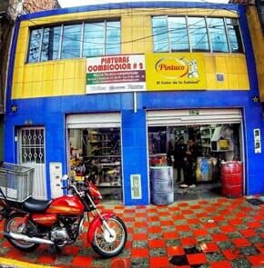 Pinturas Combicolor #2 fachada de la tienda