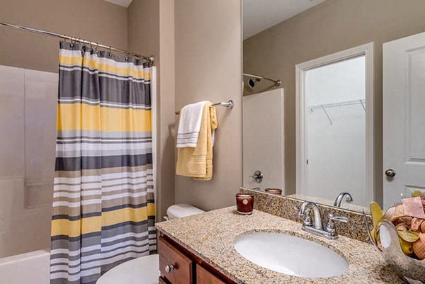 Palomar View Apartments