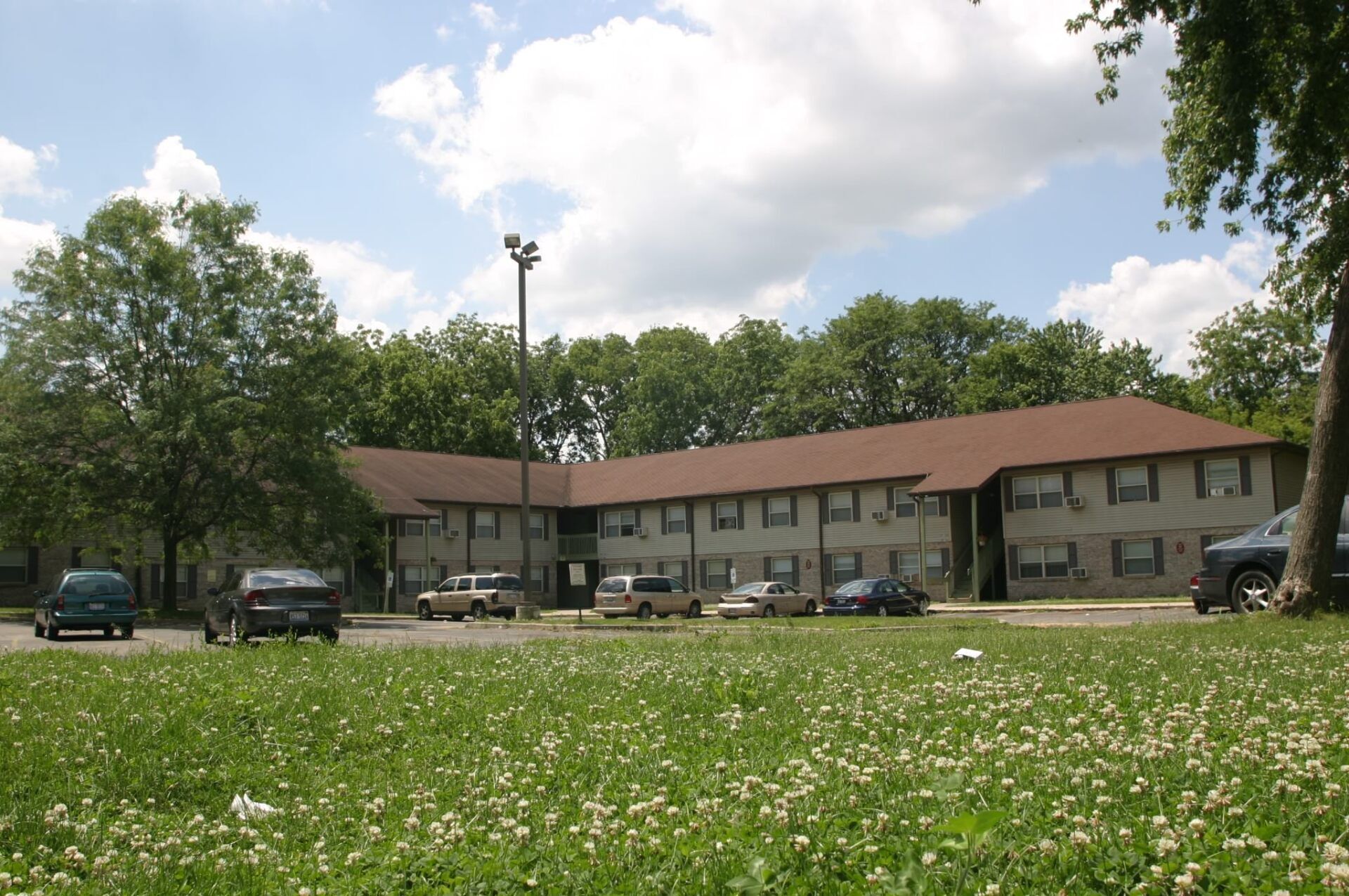 Kemper Manor Apartments Rockford, Illinois