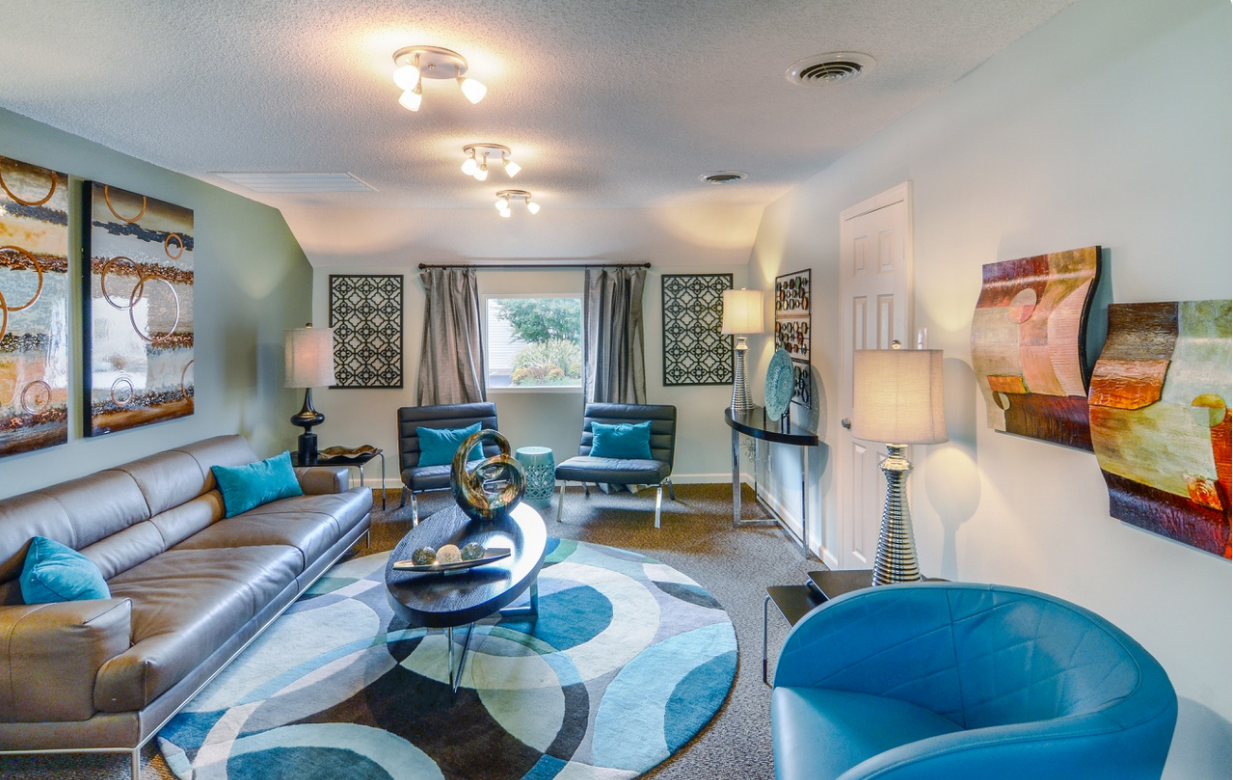 Reserve at Mount Moriah - Living Room Furnished