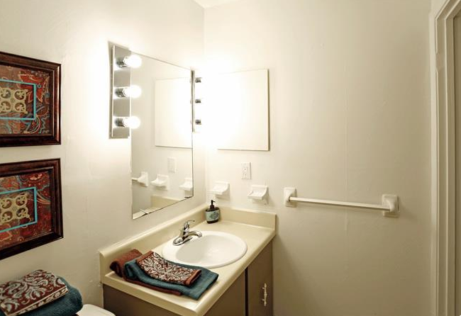 Reserve at Mount Moriah -Bathroom