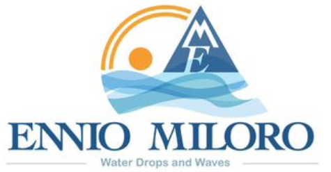 Il logo per ennio miloro gocce d'acqua e onde