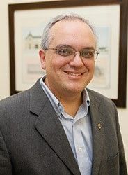 Executivo de Segurança e ESG na mineração, com atuação também nos ramos químico e de informática em 30+ anos na indústria, além de um período no setor público e em consultoria, no Brasil e na América Latina. Experiência em implementação de Sistemas de Gestão (mais de 30), processos de M&A (mais de 25), licenciamento ambiental (mais de 150), auditorias (mais de 200 em 15 países) gestão de projetos e remediação ambiental (mais de 10 projetos). É ou foi professor em instituições como UnB, FGV, Unicamp, Unifae, Unisal, Unip, Iefap e Instituto Rui Barbosa. Participou como co-autor em 14 livros no Brasil e em Portugal. Foi conselheiro do Condema Campinas, Conselho do PSA Campinas, CREA e do MiningHub. Atualmente é pesquisador sênior da Faculdade de Tecnologia da Universidade de Brasília (UnB), membro do Painel Consultivo Nacional do TSM Brasil e também é consultor/instrutor da SafetyWise – empresa australiana com mais de 20 anos, criadora do método ICAM de análise de incidentes que já treinou mais de 140 mil pessoas em mais de 40 países e mais de 10 idiomas, agora no Brasil compartilhando suas capacitações em Português. Também é voluntário no PMI-SP e possui um blog na revista Proteção. Certificado NFPA como Incident Safety Commander, MAC TSM Verifier e IGC NEBOSH. Recebeu a medalha Centenário do Corpo de Bombeiros de Campinas. Fluente em Inglês e Espanhol, é cidadão brasileiro e italiano. Casado, pai de um casal de filhos. Torcedor fiel do Guarani e apaixonado por fuscas.
Linkedin – Ivan Rigoletto
Currículo Lattes - http://lattes.cnpq.br/4533986925155005