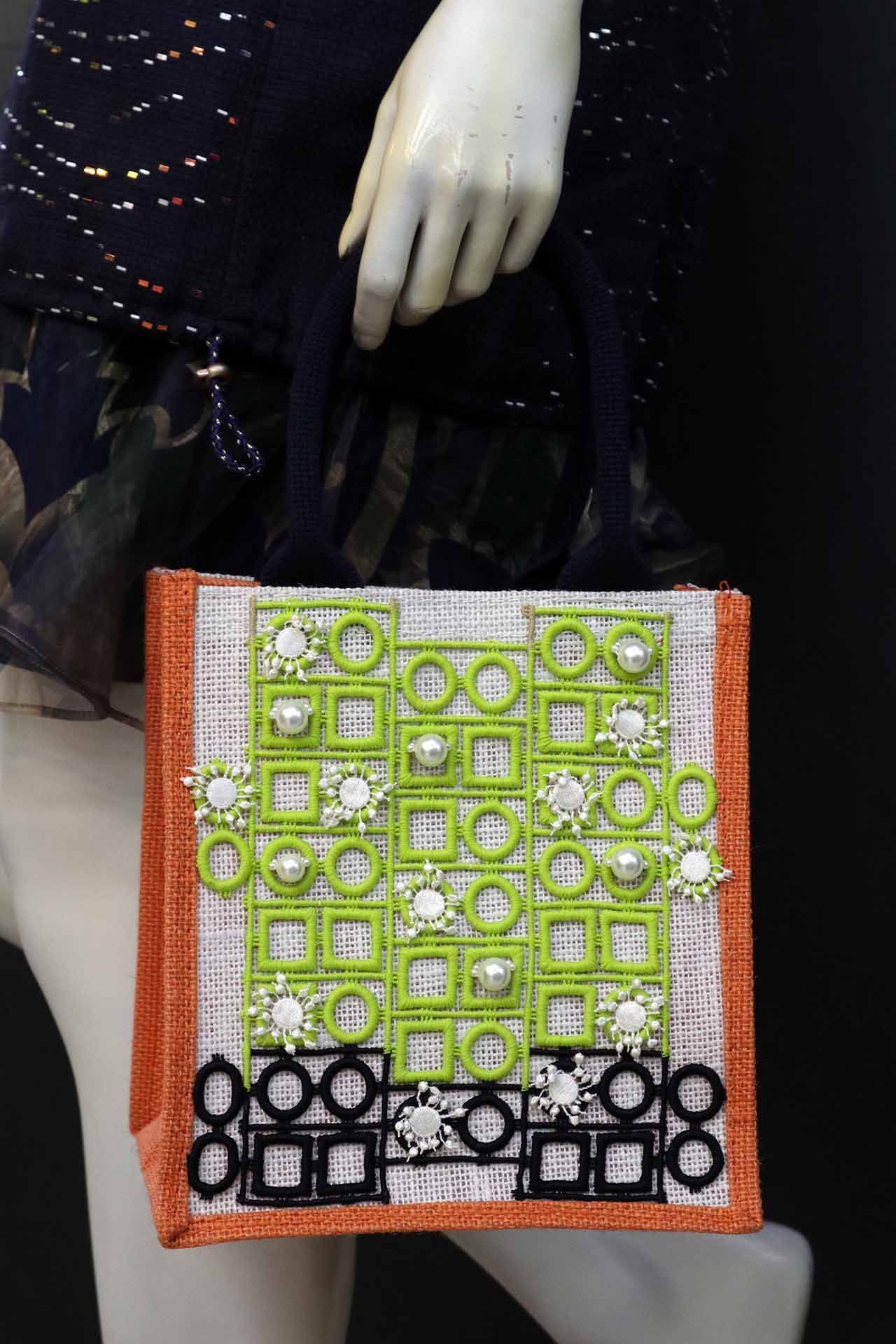 亮綠水溶蕾絲｜麻質手提袋