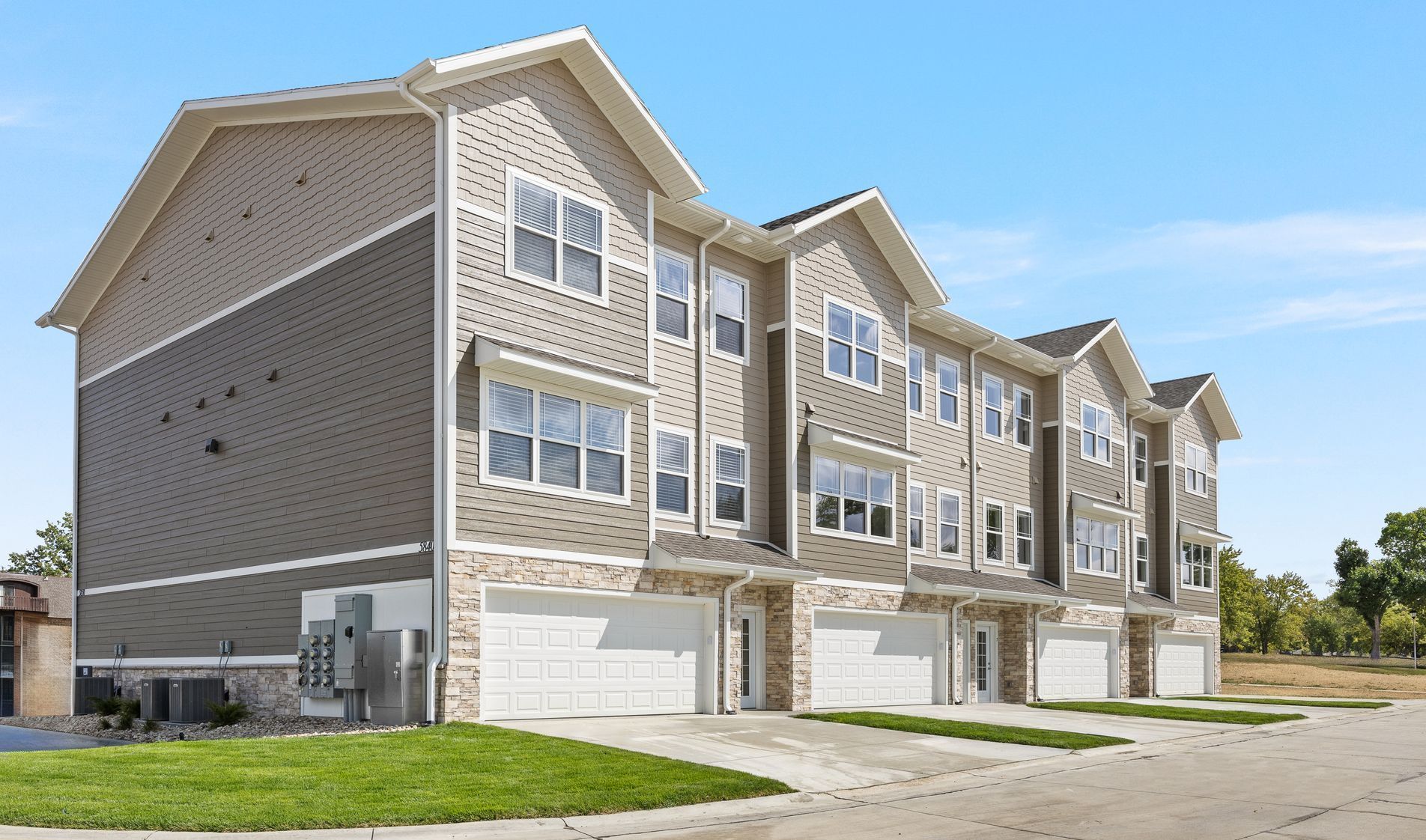 stoneridge towhomes
