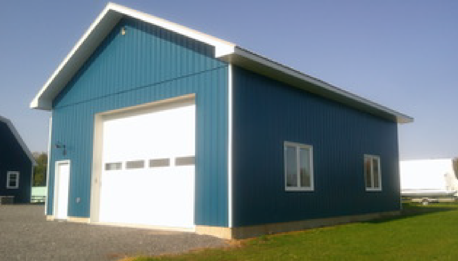 Temperature-controlled storage garage