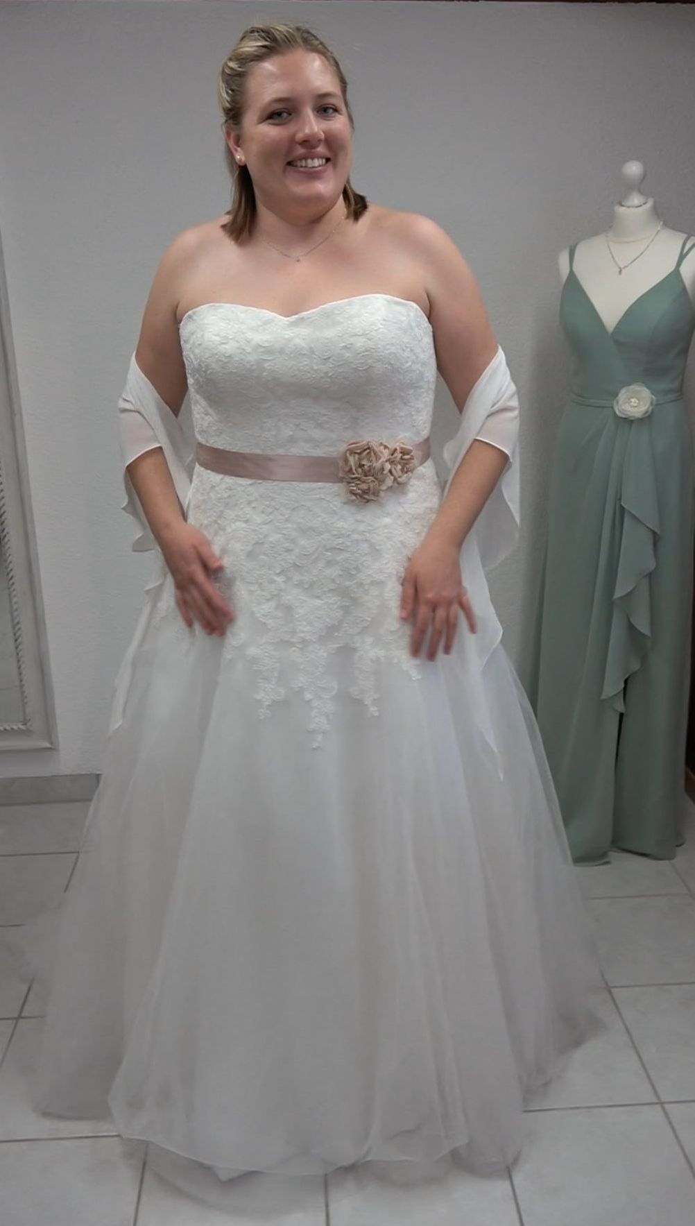 Brautkleid Brautmode Hochzeitskleid