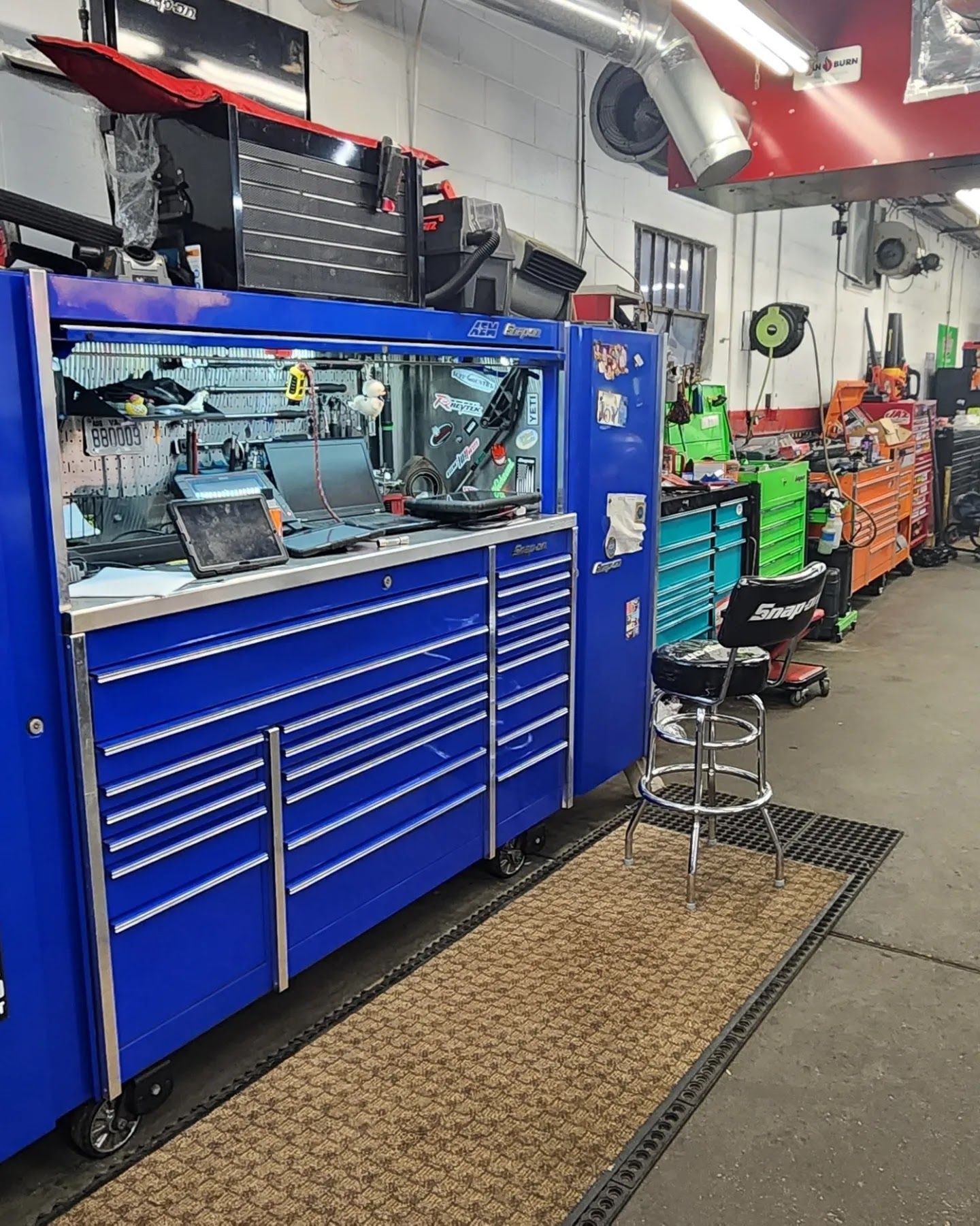 Gallery Image | 17th Street Automotive