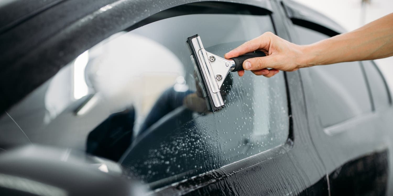 how to clean tinted car windows