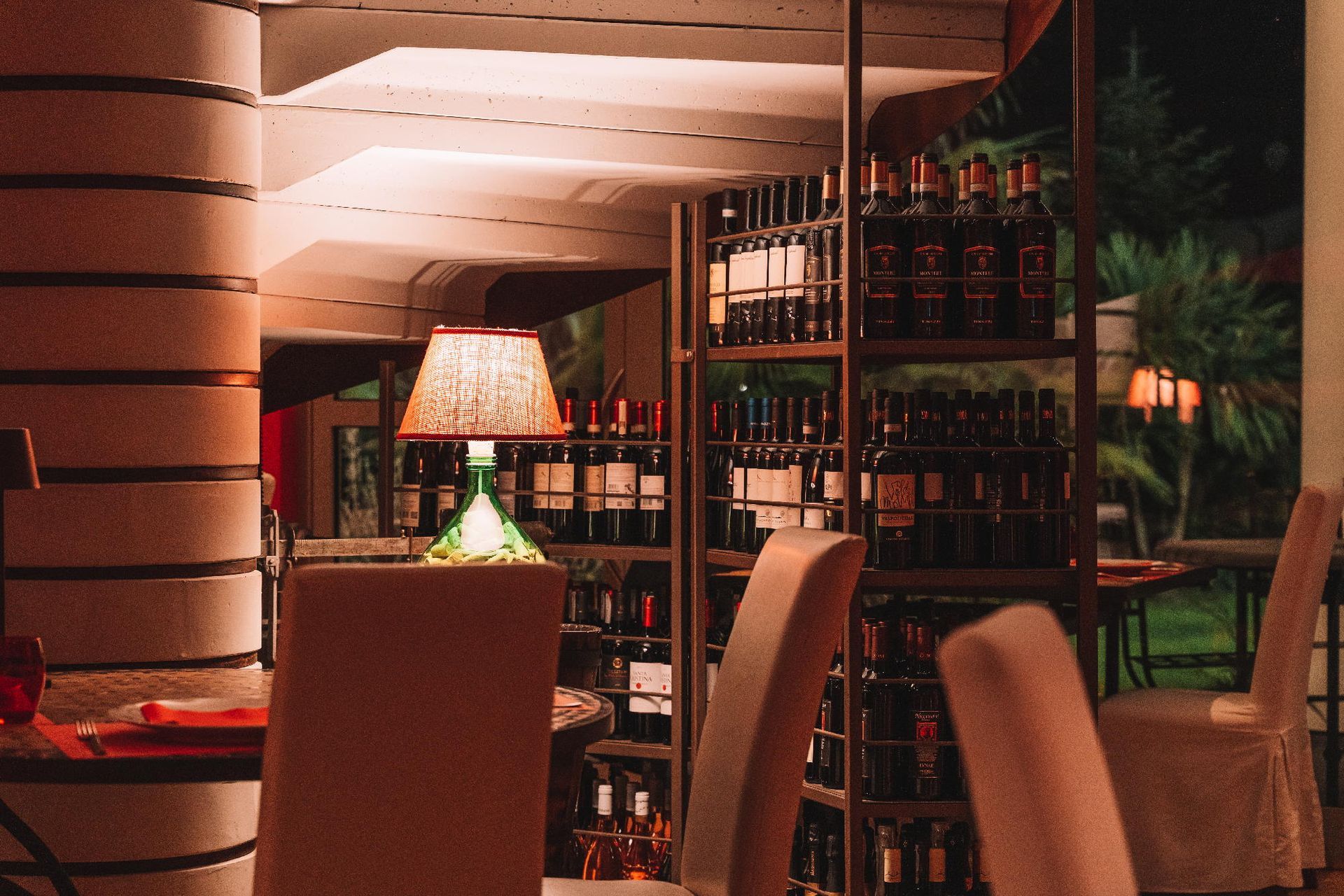 cantina vini Focacceria Francesco Sarzana