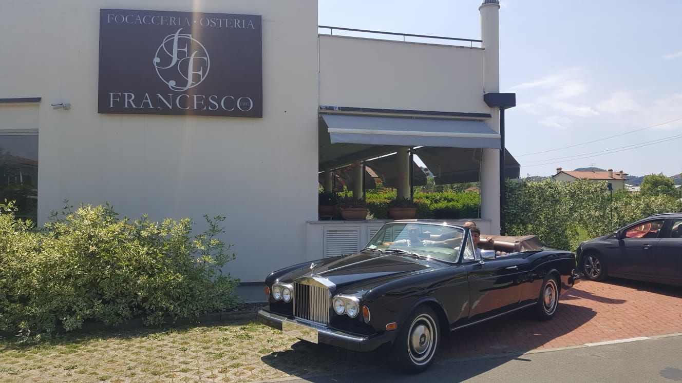 Locale eventi Focacceria Osteria Francesco Sarzana