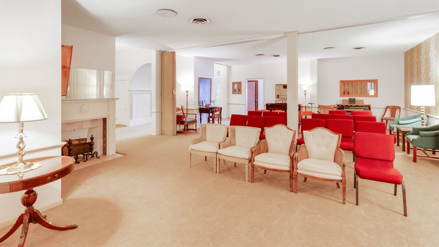 Interior and exterior photos of Showalter Blackwell Long location in Liberty, IN