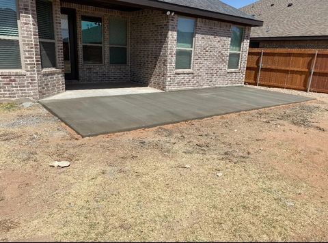 concrete and masonry Odessa TX new backyard slab