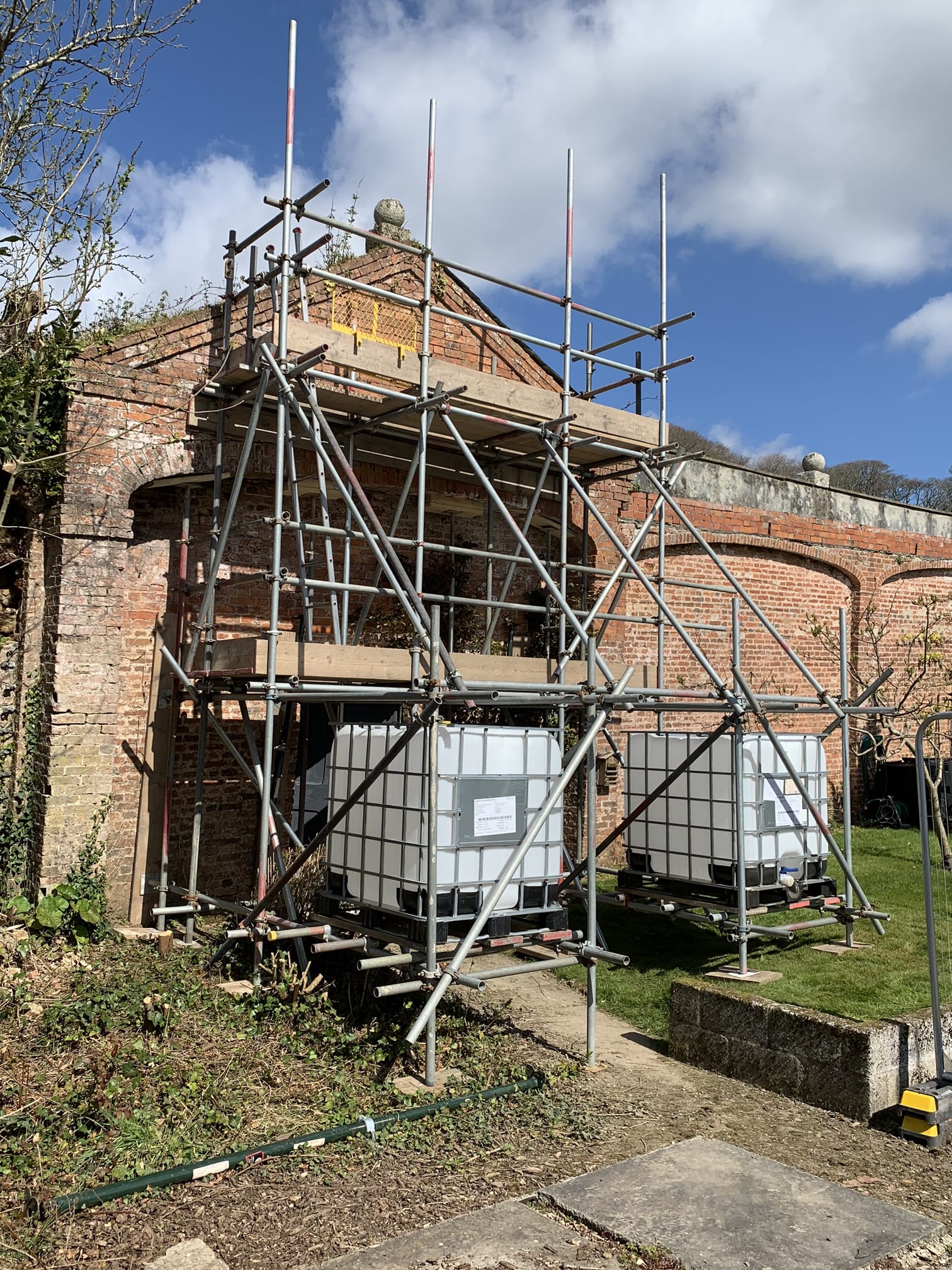 Exterior Scaffolding