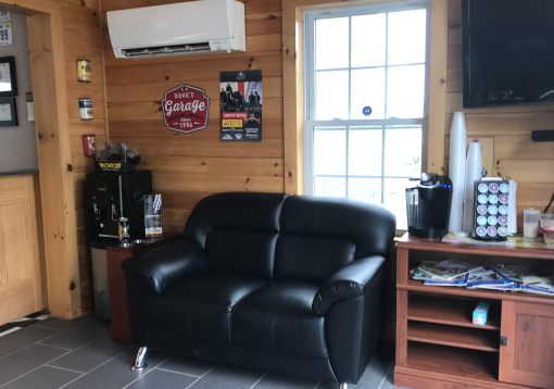 Seating Area | Doug's Garage Inc