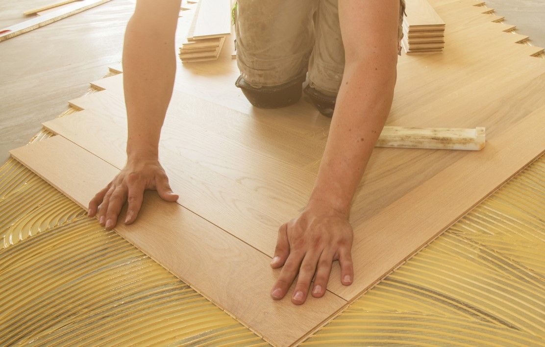 Derbyshire Flooring Specialists fitting a laminate floor in Derby