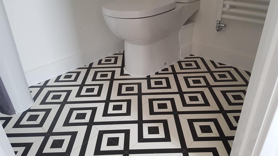 Derbyshire Flooring Specialists fitted vinyl flooring for a bathroom in Heanor