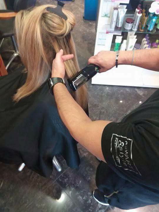 trattamento capelli con piastra