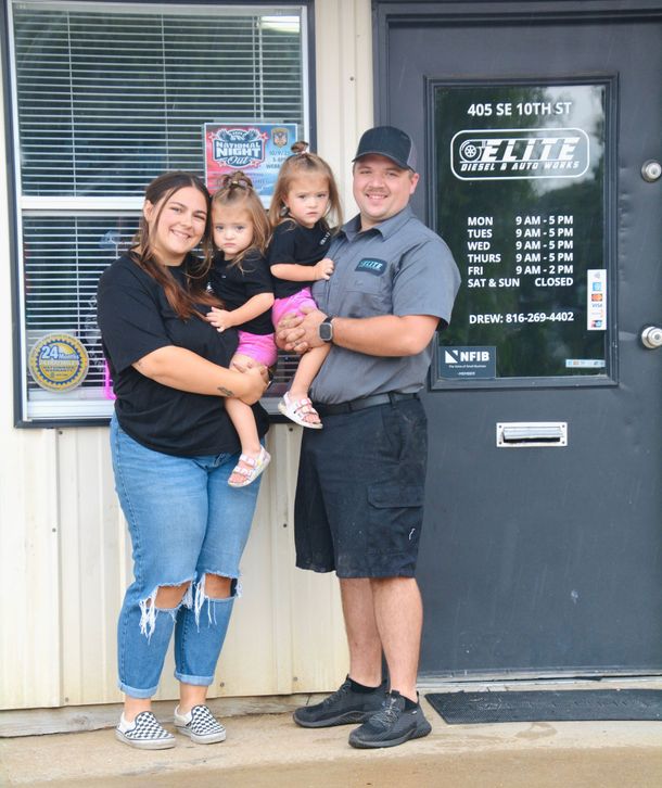 NAPA Staff at work | Elite Diesel and Auto