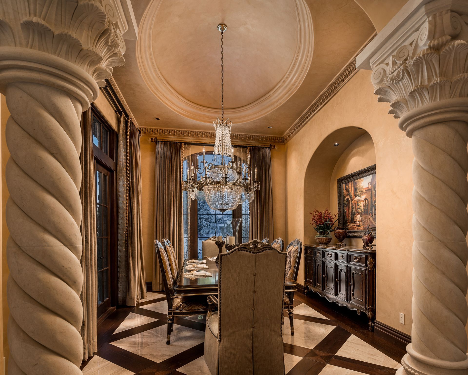 Luxury Dining Rooms