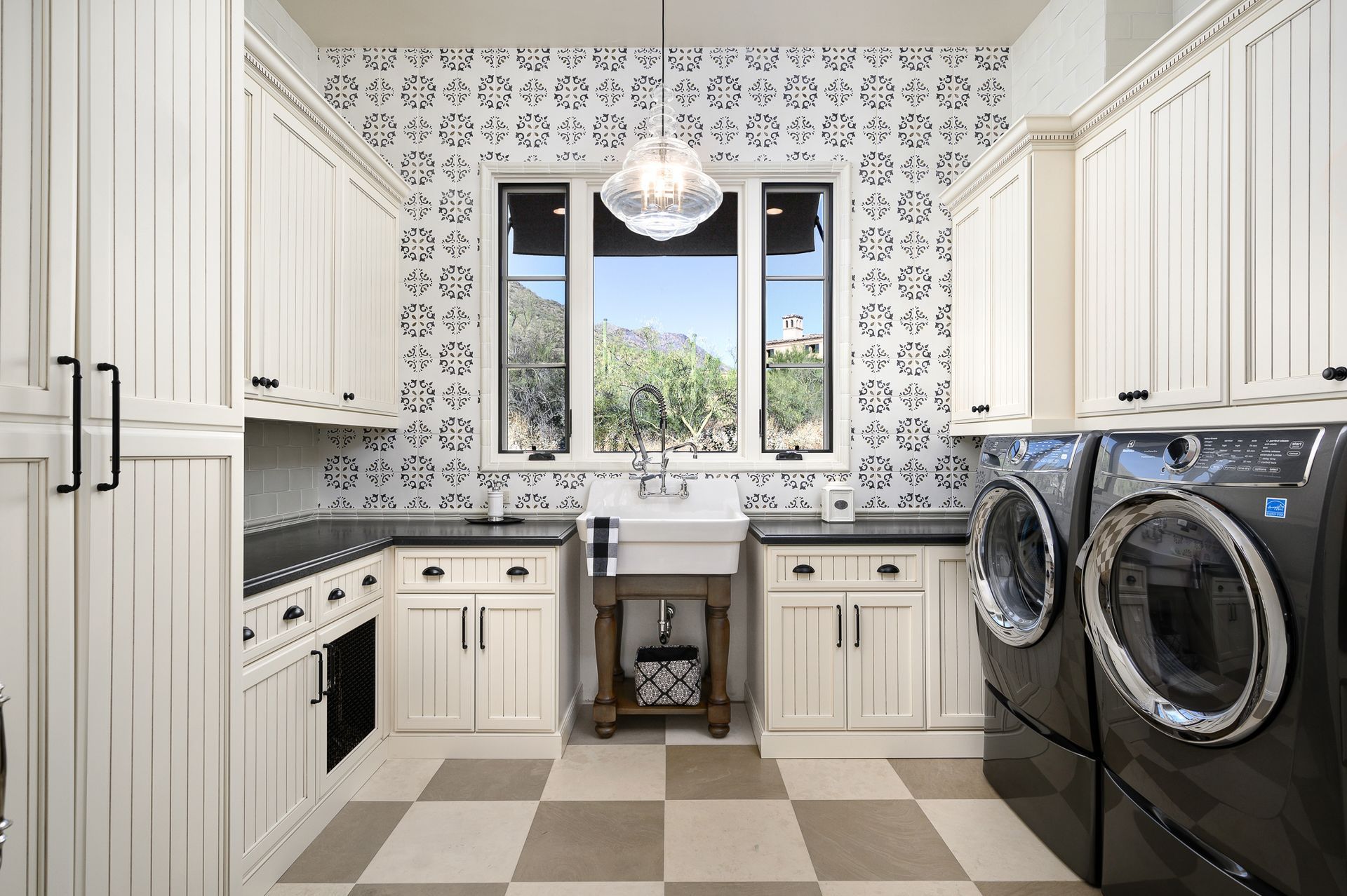 Luxury laundry room