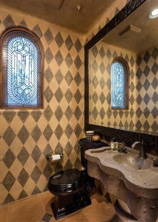 Custom Vineyard Estate