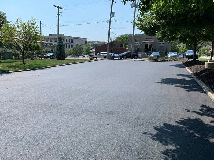 Platinum Paving Kansas City large asphalt paving project in Kansas City