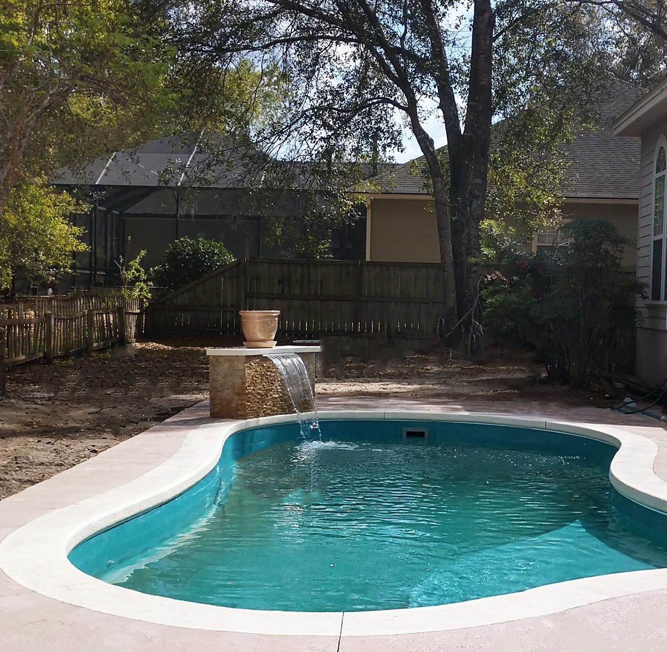 Swimming Pool with Small Fountain — Gainesville, FL — Florida Leisure Pool & Spa
