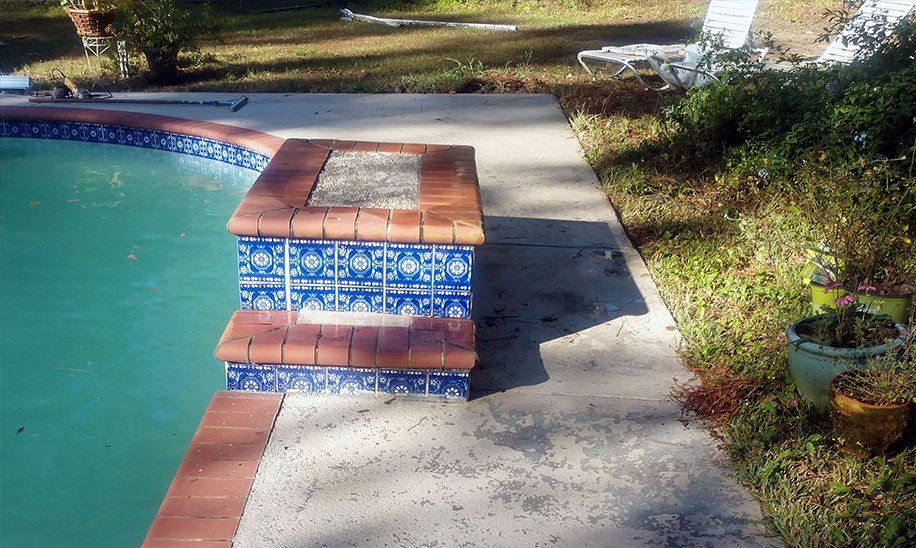 Swimming Pool Bar Before — Gainesville, FL — Florida Leisure Pool & Spa