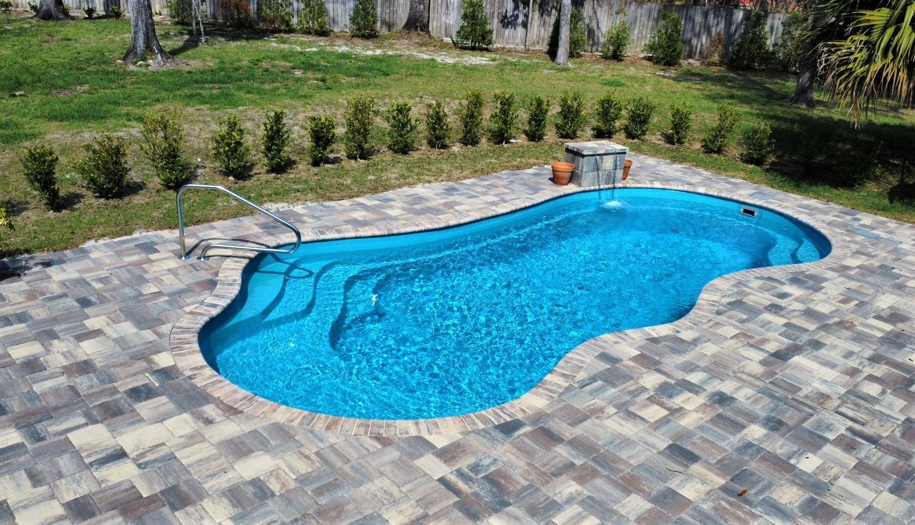 Freeform FIberglass Pool