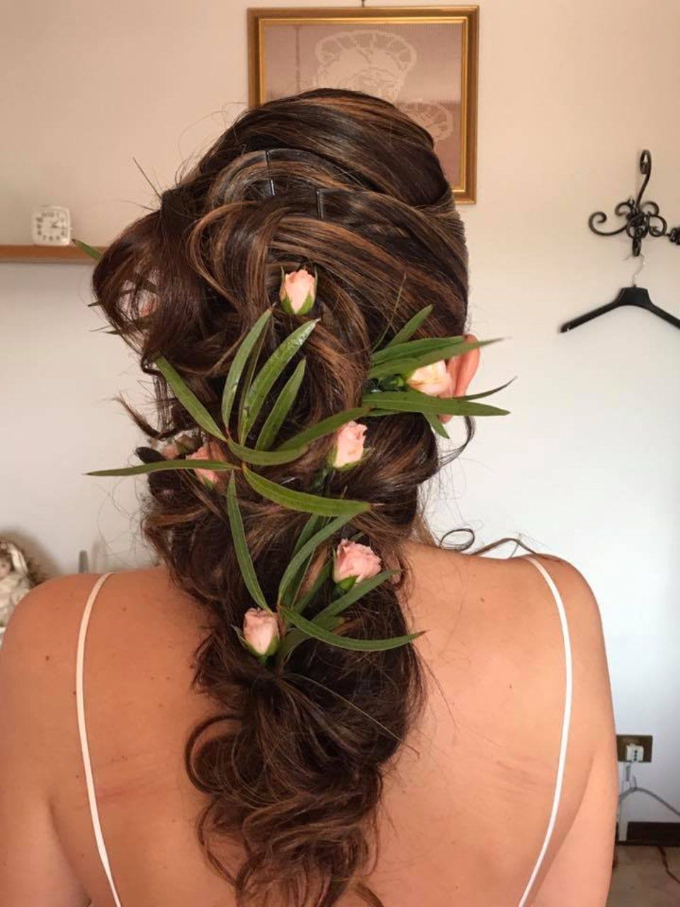 preparazione acconciatura sposa