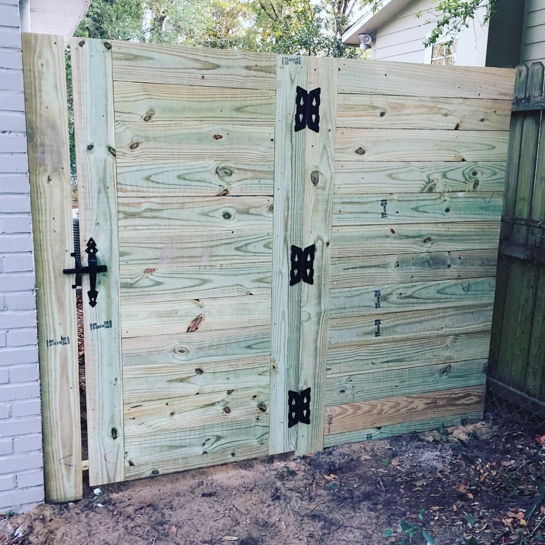 Single gate fence - Killen, AL - DIY Consulting