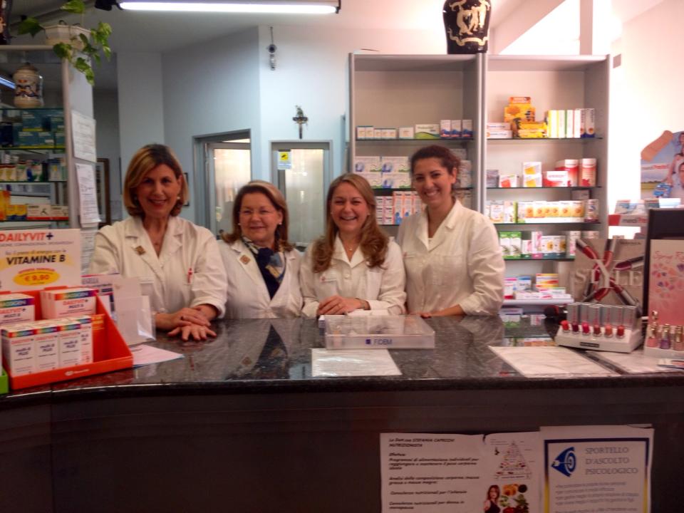 staff della farmacia