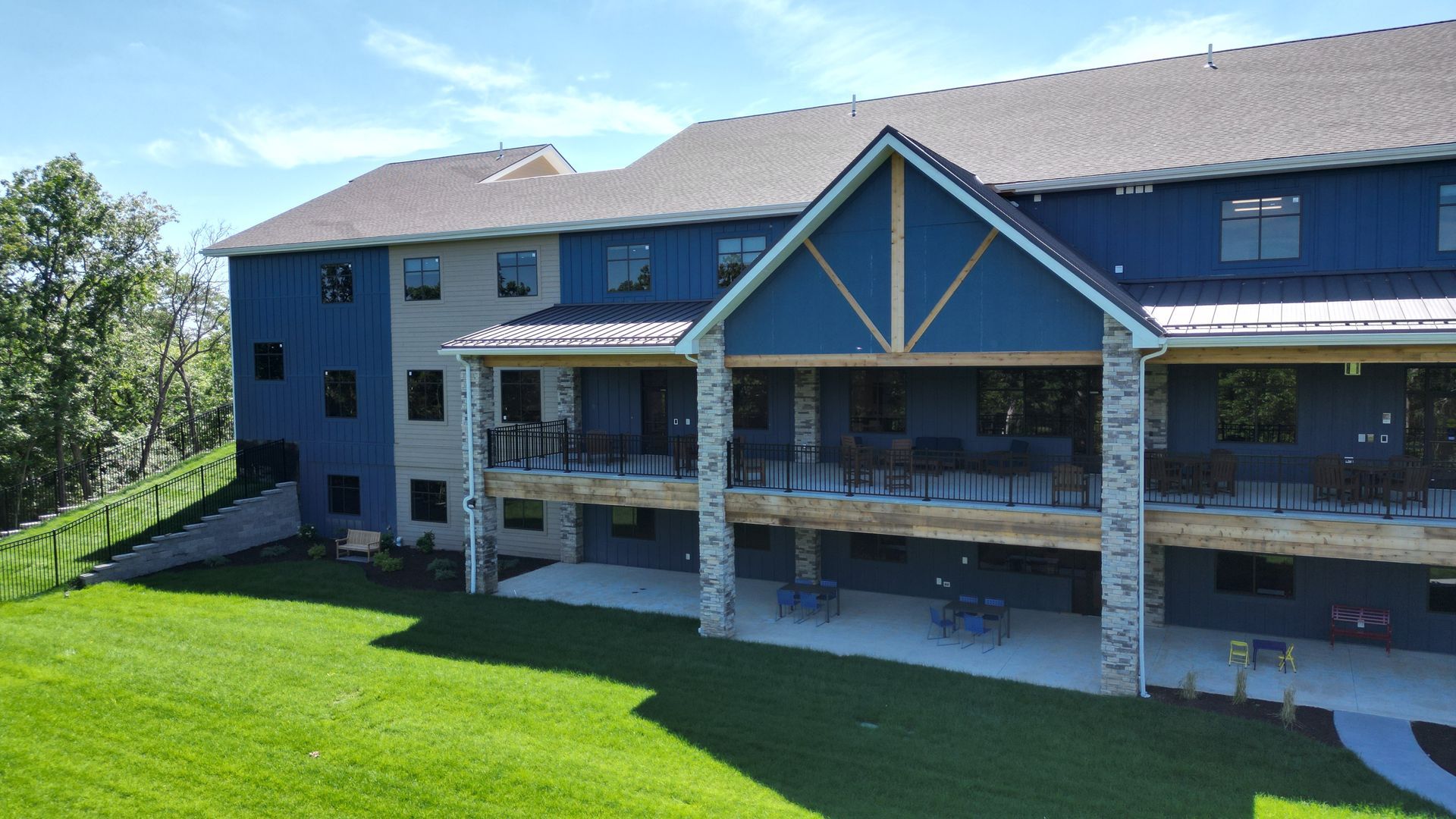 Build in Columbia, MO With SAI Architecture & Create a Multi-Level Building With Plenty of Space.