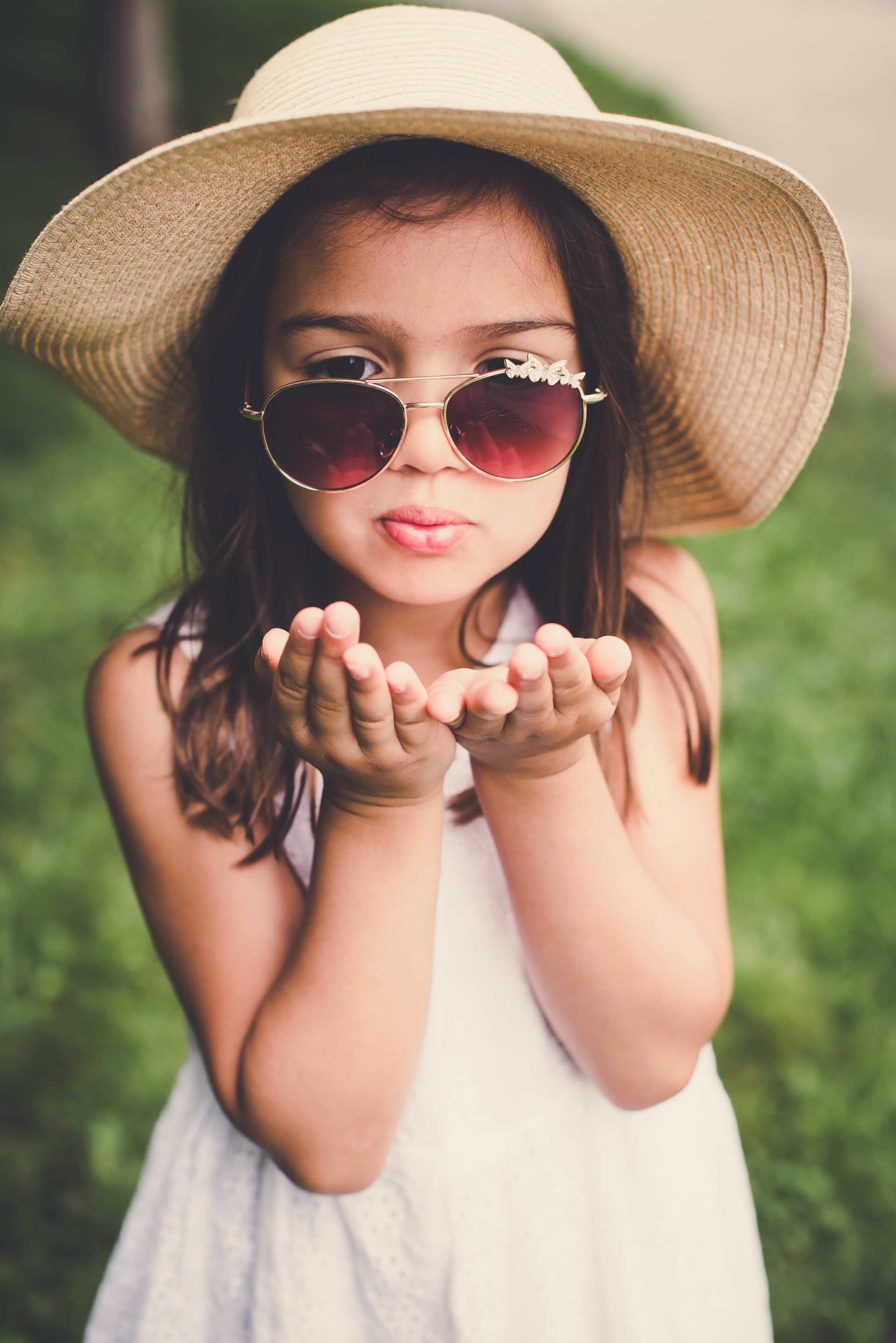 Girl with hat and sunglasses  |  Child photography | Stacey Naglie Toronto