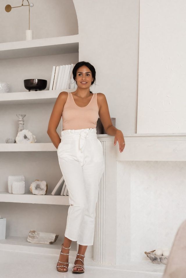 what to wear with black linen pants - Yahoo Search Results  Linen pants  outfit, White linen pants outfit, White linen pants