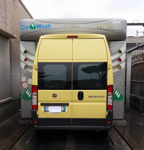 autolavaggio lavacar