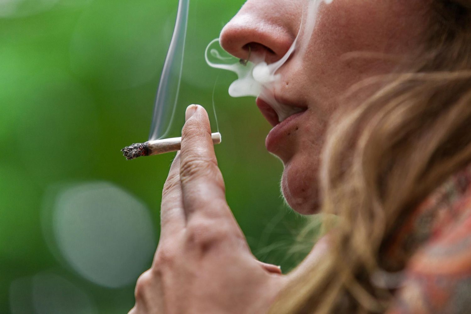 woman smoking