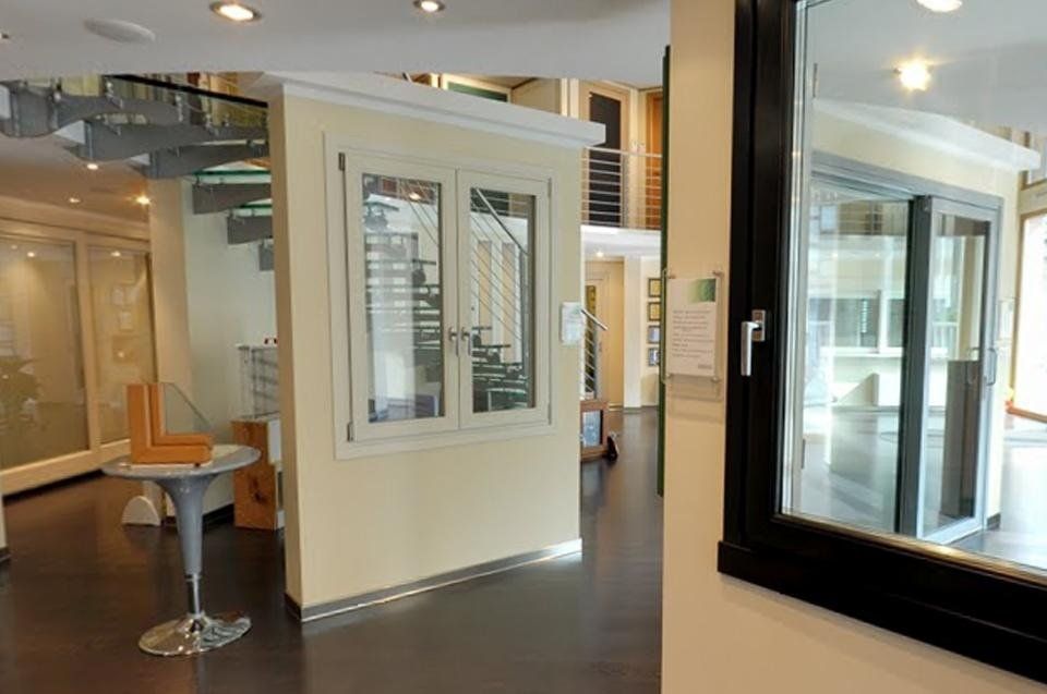 serramenti in showroom