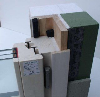 Profili in legno-alluminio per infissi